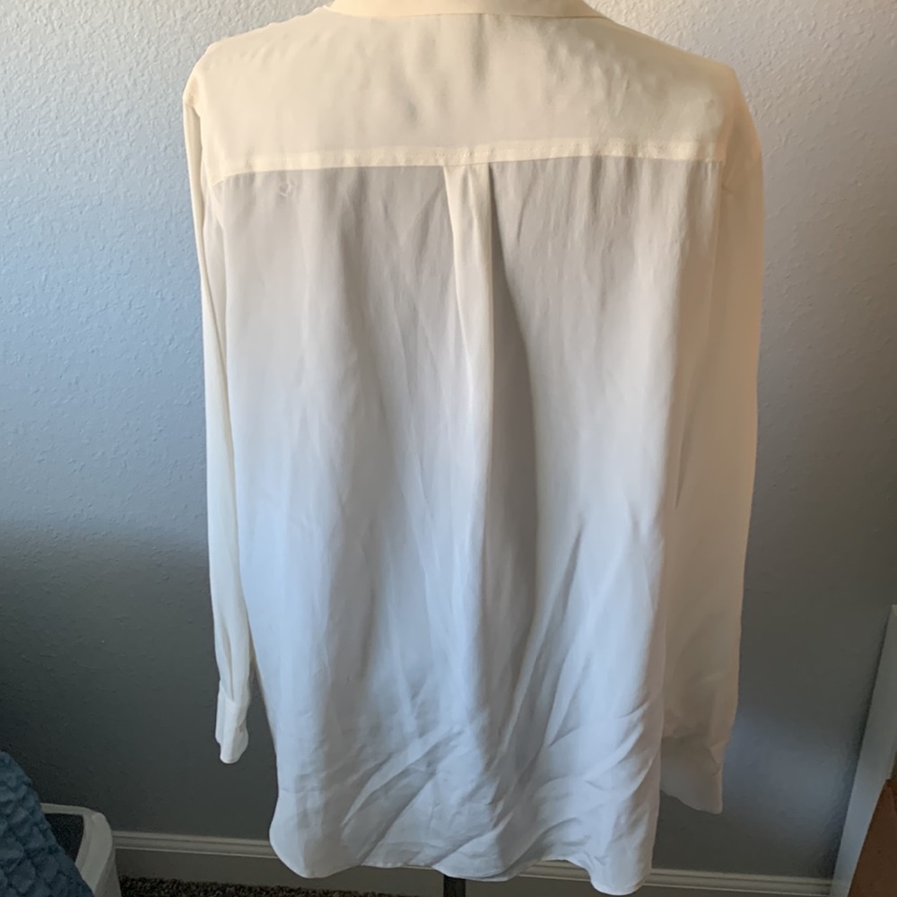 Two by Vince Camuto blouse - Picture 2 of 4